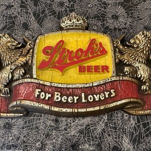 Vintage Strohs 1974 Beer Sign "For Beer Lovers" Plastic Barware Made in the USA